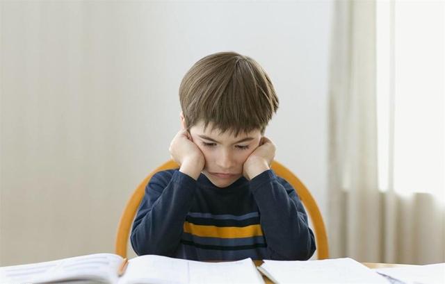 6岁孩子总拉裤子怎么管教,孩子总拉裤子有什么好方法