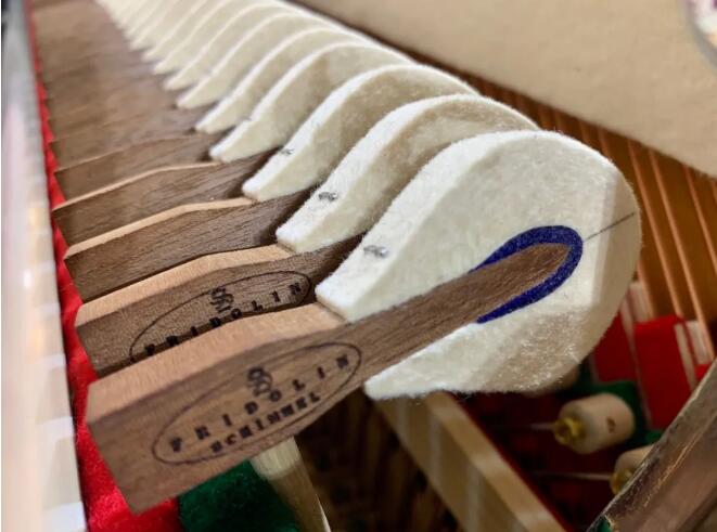 舒密尔钢琴f121多大尺寸,舒密尔钢琴f121怎么样