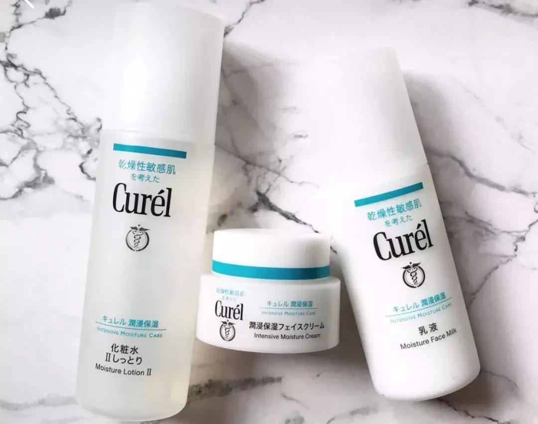 适合混油性皮肤用的水乳套装测评,所有肤质都可用的水乳套装