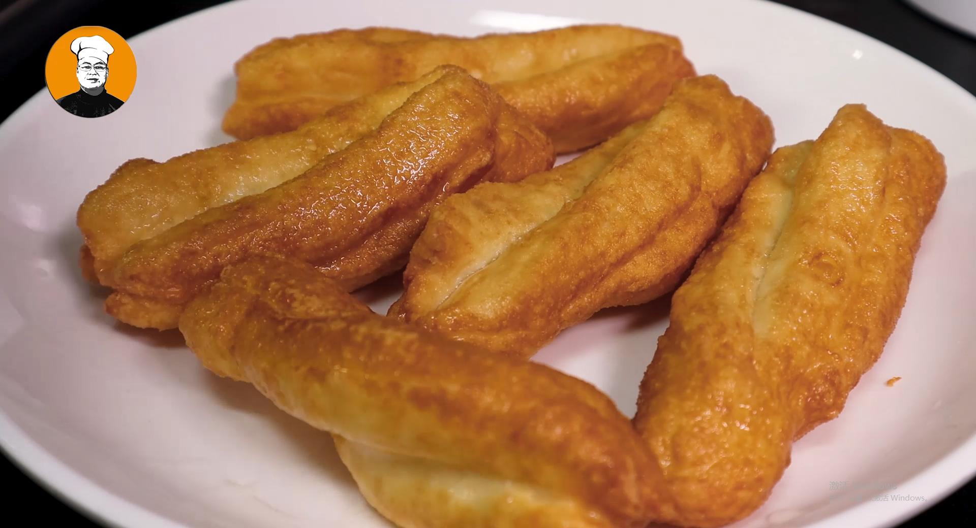 油条怎么做酥脆松软有泡打粉,自制蓬松酥脆油条无泡打粉