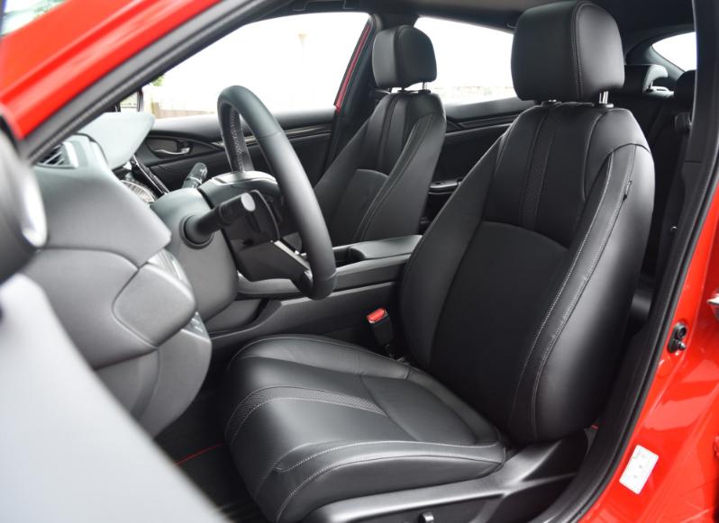 动力好省油耐用操控好的家用车suv,最省油的紧凑级家用轿车试驾