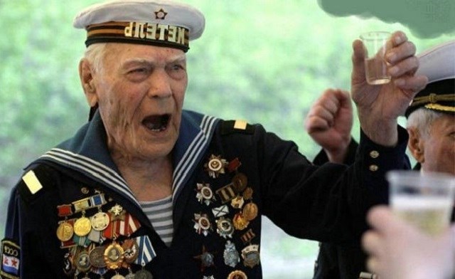 为什么俄罗斯国土面积像恐龙,俄罗斯领土大有多少适合人类生存