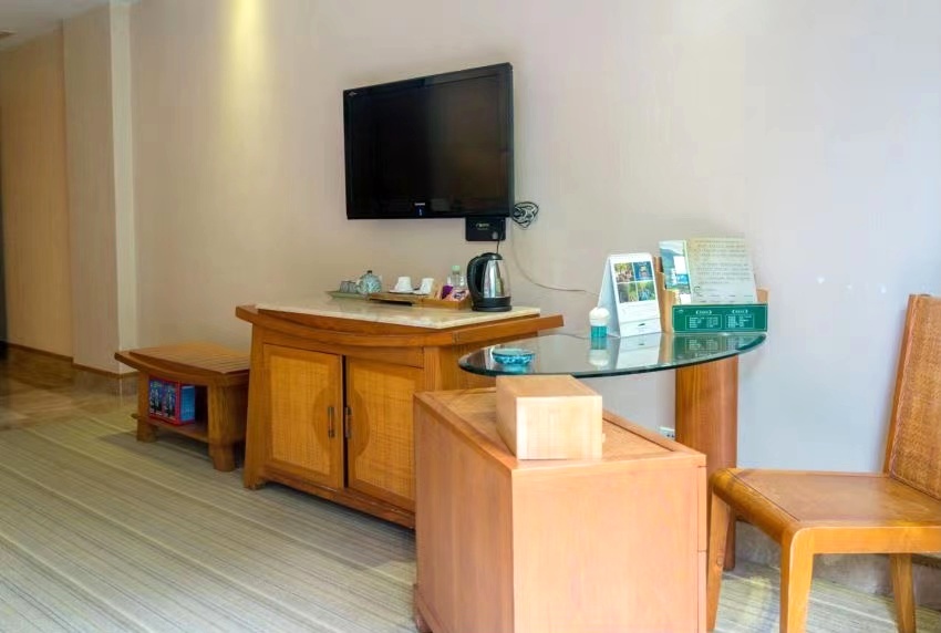 惠州惠东县安墩镇畔山温泉度假村,惠州尚天然温泉酒店带私人泡池