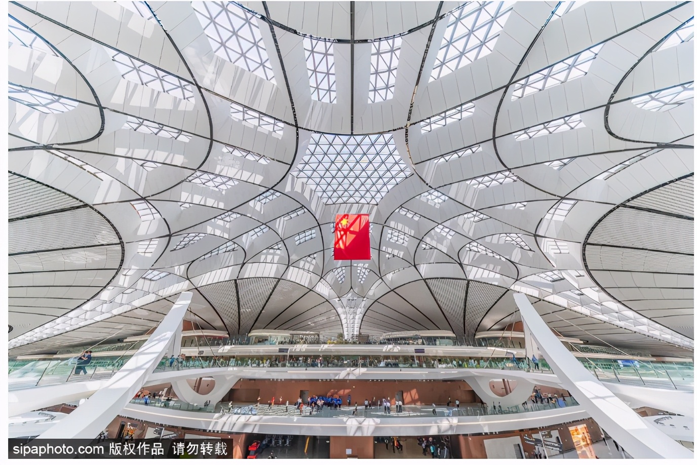 新国门“兴”世界开放之旅:大兴国际机场—钧天坊古琴基地—同仁堂零号店