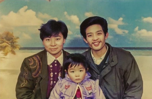 李串串创始人李杰,李串串真名叫什么