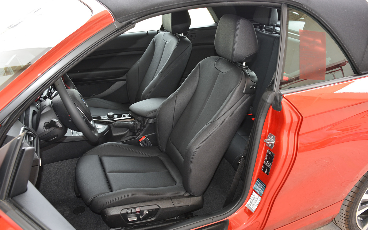 宝马740li3.0t油耗一公里多少钱,宝马330lixdrivem运动曜夜版油耗