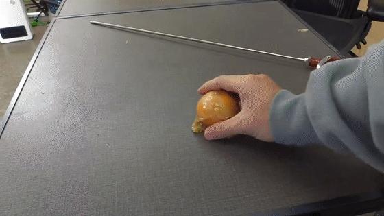 在房间里发射10000颗爆米花,这位日本人真是被居家隔离憋坏了