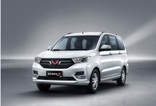 宝骏1.5t和五菱宏光1.5区别,宝骏510和五菱宏光哪个好