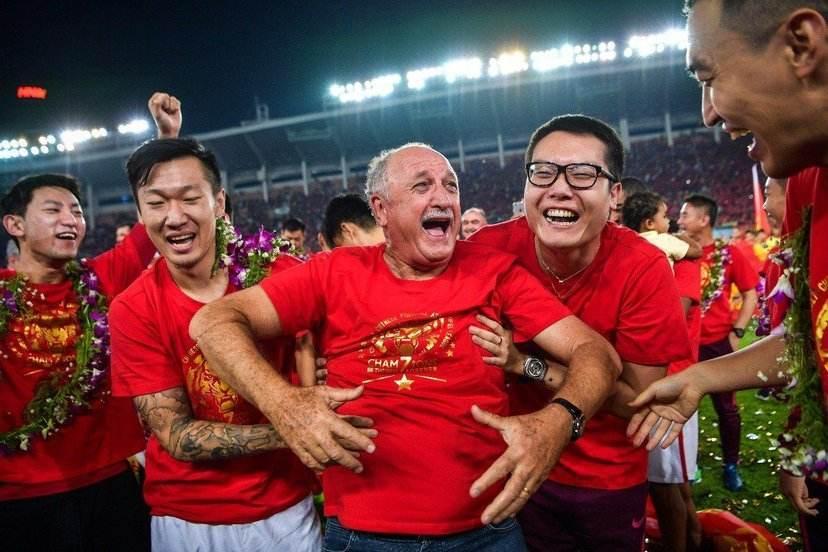 执教力测试？成为世界名帅的第一步，竟是看这款游戏玩得如何