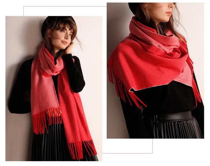 羊绒围巾很温暖,流行的羊绒围巾