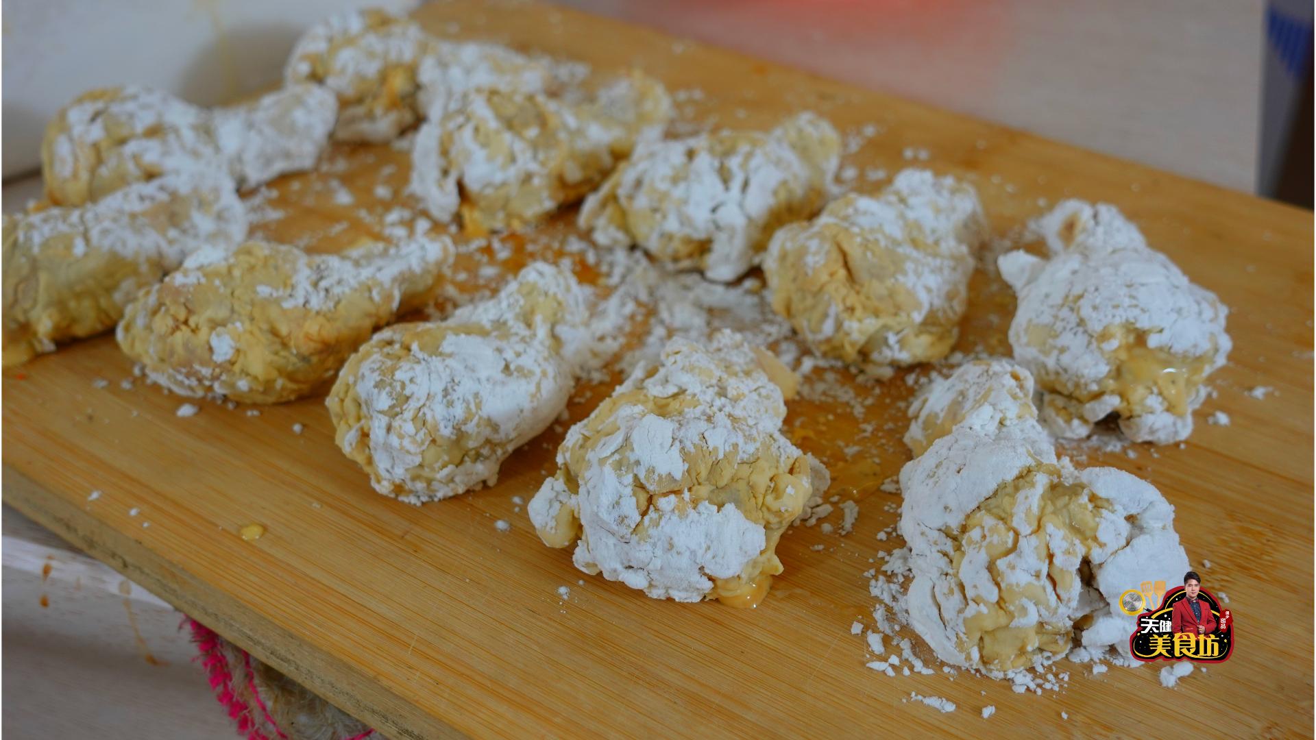 为什么外面卖的烤鸡腿特别嫩,为什么外边买的炸鸡腿有奶味