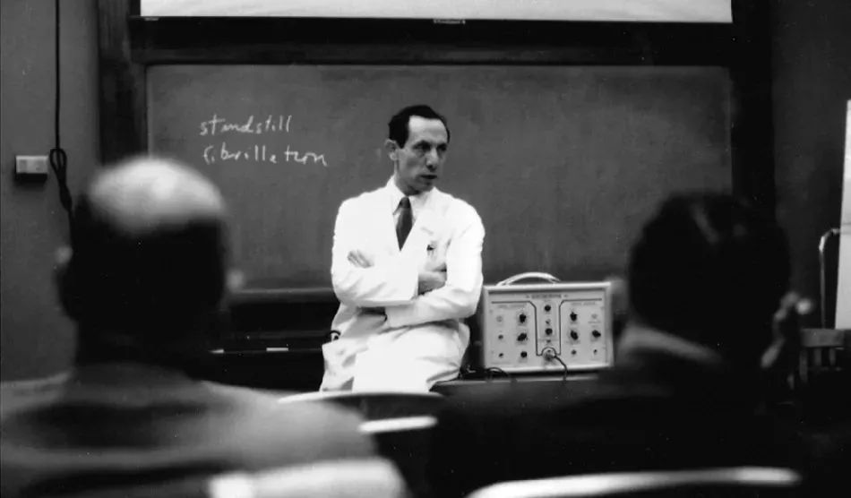 中国心血管博物馆|保罗•卓尔：体外除颤和心脏起搏器的先驱