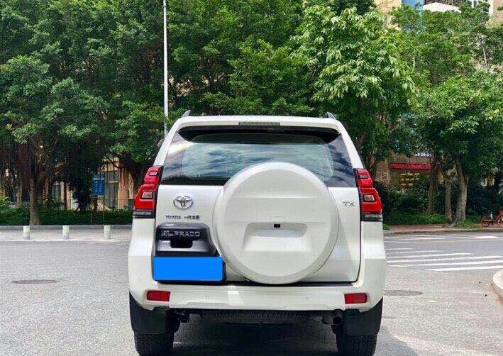 2018款普拉多3.5低速四驱怎么开启,丰田普拉多中规3.5越野测试