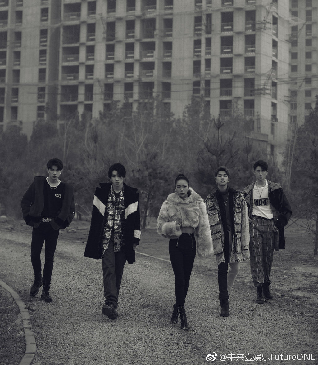 易烊千玺偶练,易烊千玺小成员