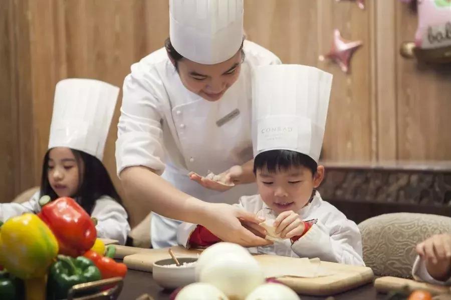 第三期|这些奢华酒店我们可能住不起。但吃喝玩乐真的好便宜