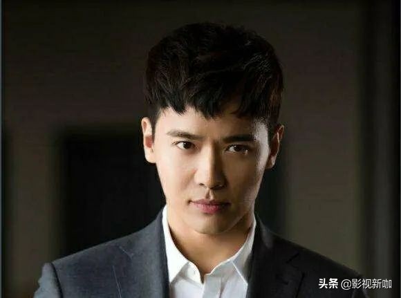 高云翔独自现身表情凝重,高云翔最后判决结果