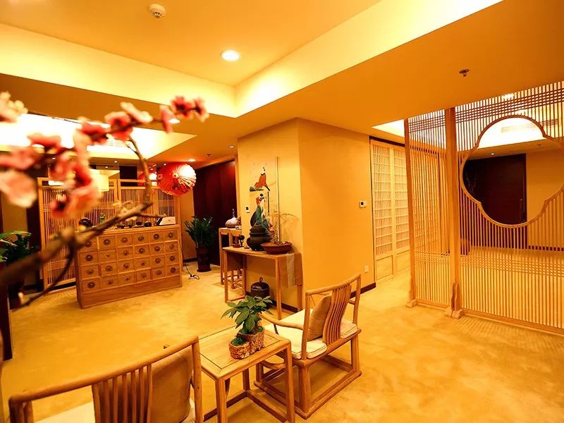 #净网2019#正规推拿按摩，特殊服务价格，这类私密养生会所正在坑惨中国男人！