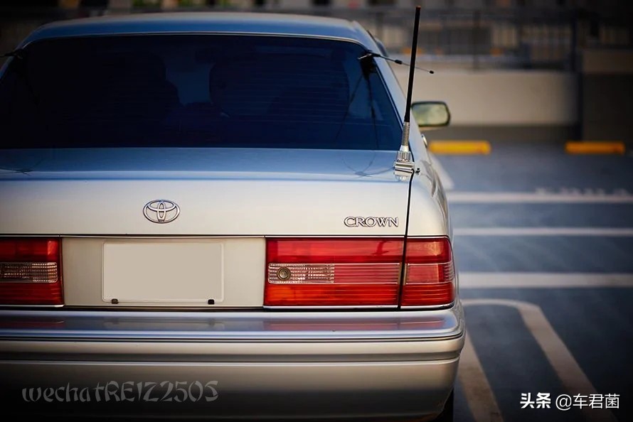 情怀皇冠老车经典语录,情怀老车06年皇冠