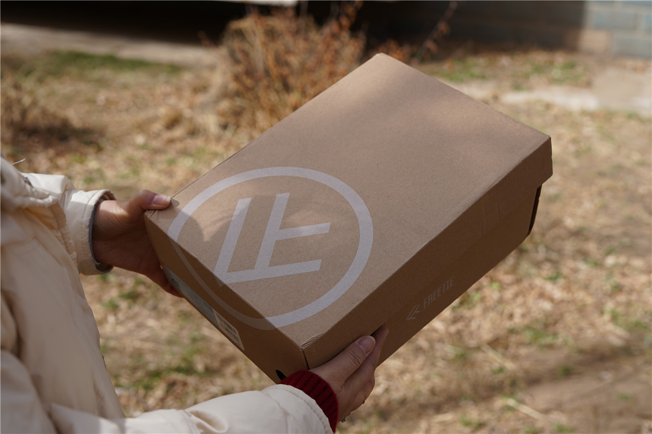 freetie云弹轻跑鞋pro测评,freetie加厚海绵透气鞋垫