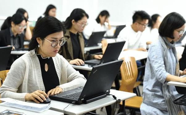 大学辅导员到底是干嘛的,大学辅导员存在的价值