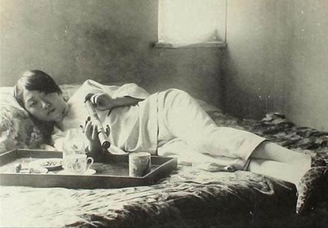 婉容隐姓埋名生活,婉容最后生活的房间