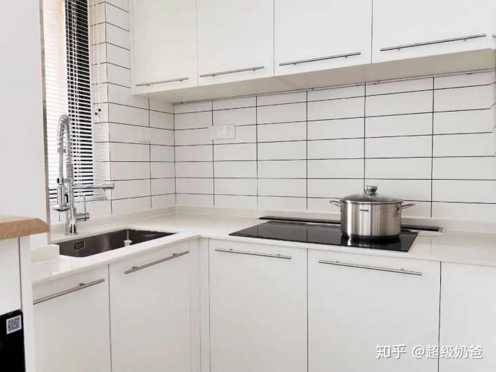 她买下40㎡自己住,功能一个不少,却能住出100㎡的宽敞