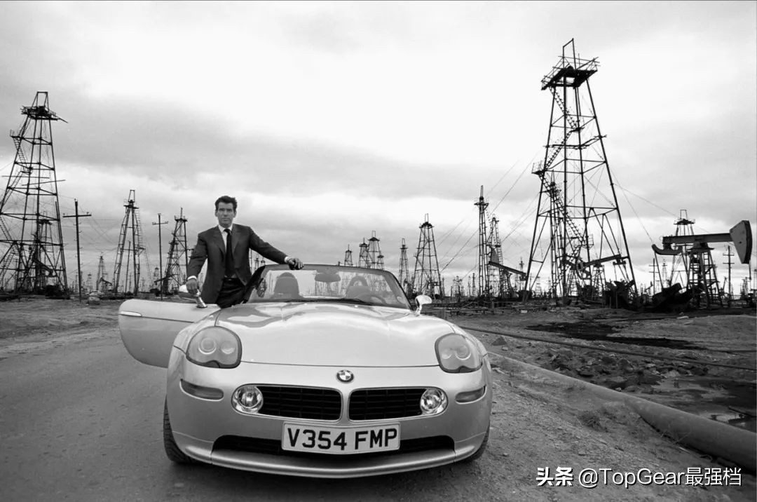 007座驾阿斯顿马丁电影片段,007座驾路特斯