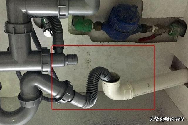 橱柜水槽下面潮怎么处理,橱柜水槽受潮怎么处理