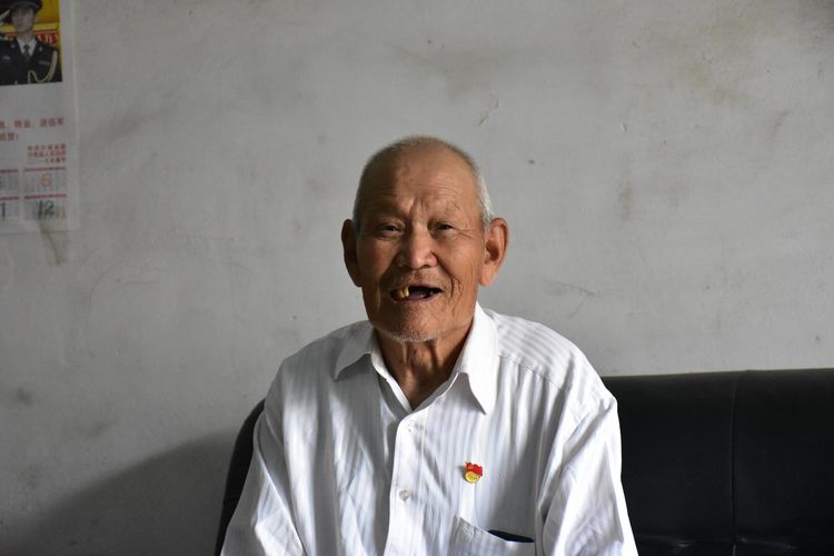 探访老党员活动记录,不忘初心牢记使命老党员走访纪实