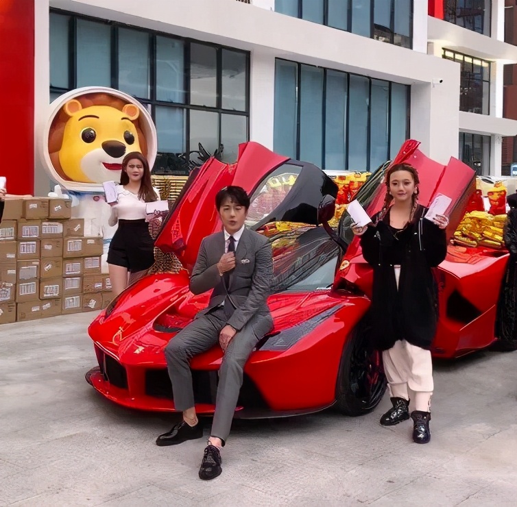 辛巴百亿电商帝国,快手辛巴身价多少个亿