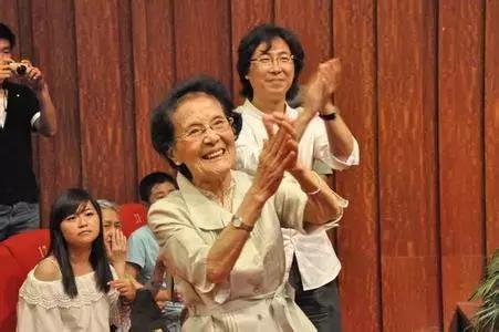 周小燕正确的唱歌发声位置,唱歌发声技巧周小燕