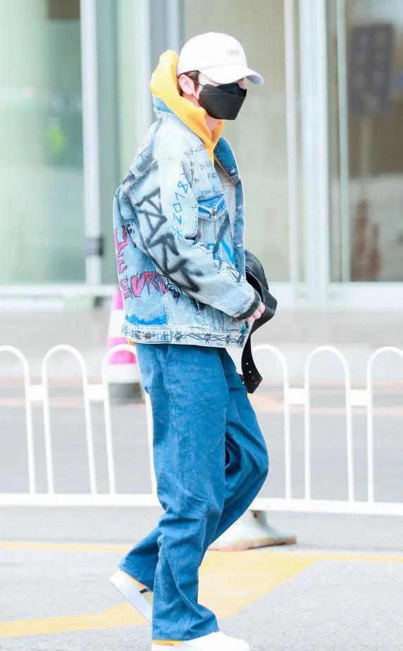 防疫造型大赛第二弹，杨幂热巴刘雯...戴口罩也挡不住的时髦感