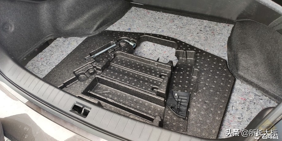 英菲尼迪q50l一阶测试,英菲尼迪q50灰色提车作业