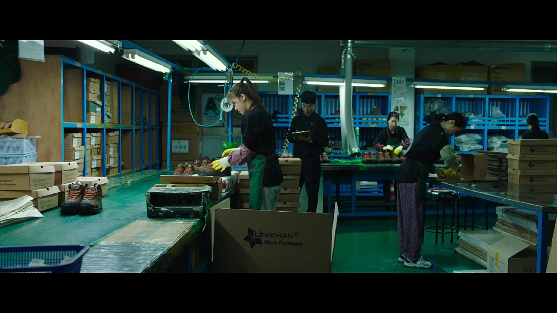 一上映就夺得韩国电影票房冠军，赶超《阿凡达》的纪录，不容错过