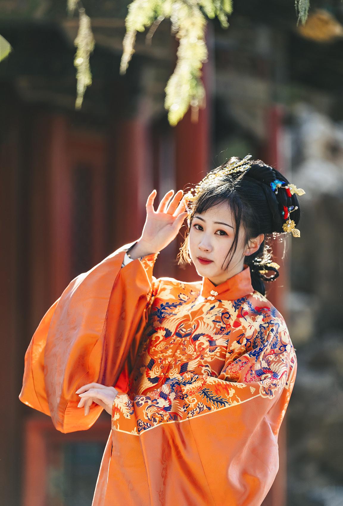 古代襦裙,古代露肩的襦裙是什么