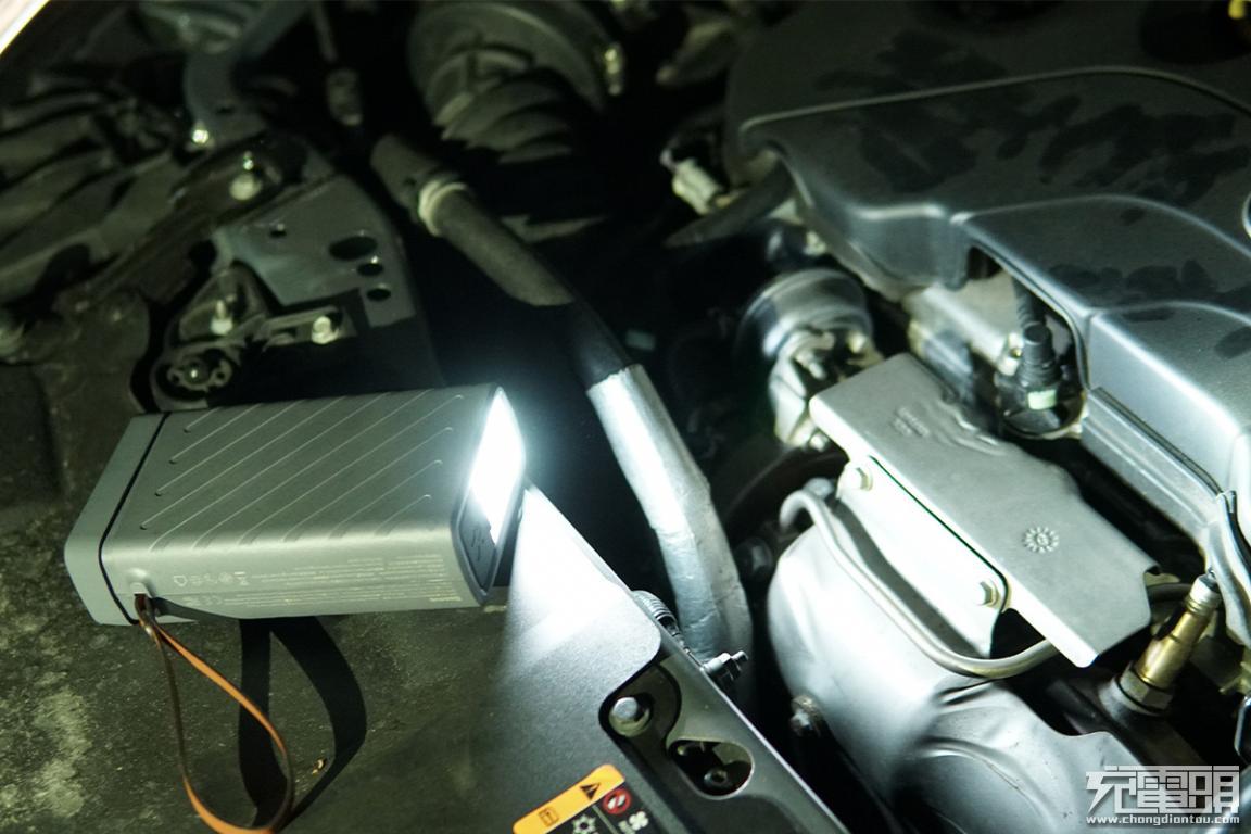 倍思汽车应急启动电源12v车载电瓶,倍思汽车应急电源10000毫安