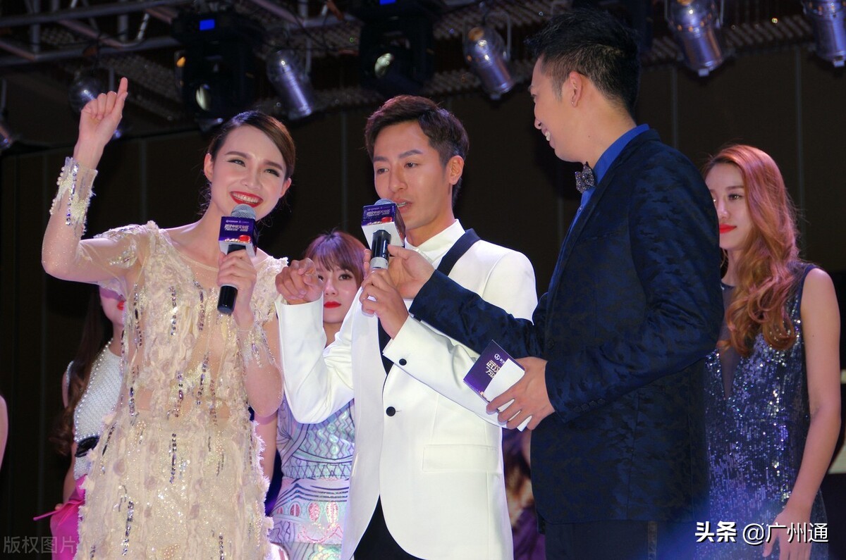 中国十大男装品牌排行榜及价格,男装服装批发市场拿货