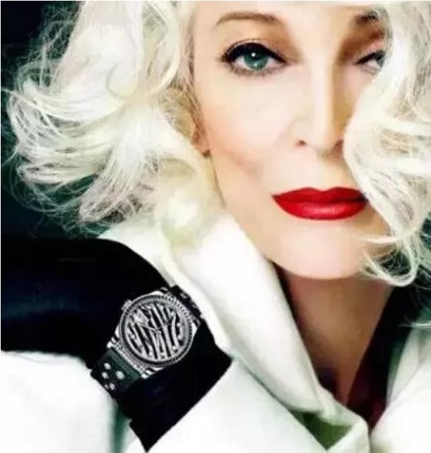 喝红酒的法国女士,喝红酒的女人是什么样的