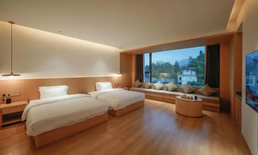 如何诗意的度过初冬？我在雅安这些私藏美宿里找到了答案