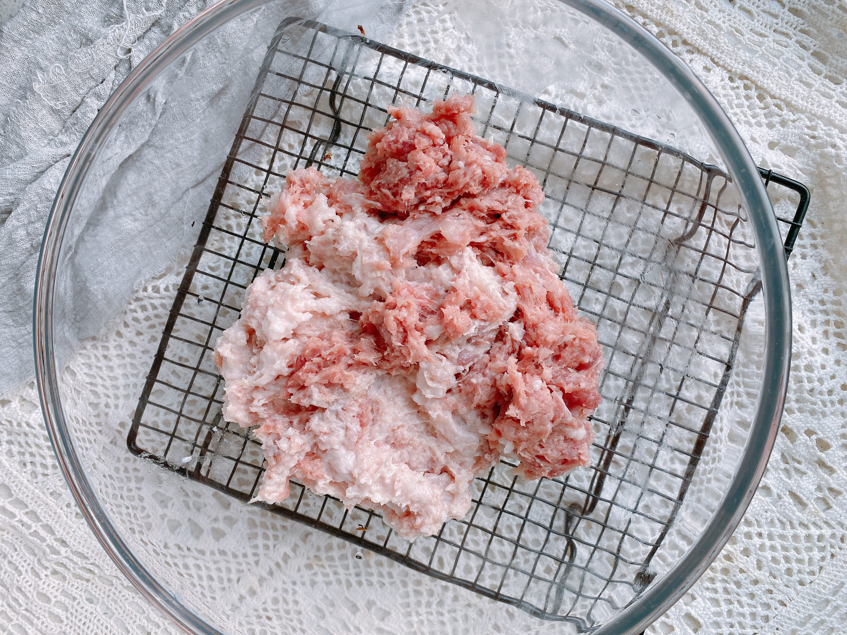 梅干菜肉饼咸香酥脆越吃越香,浙江绍兴梅干菜饼的正宗做法