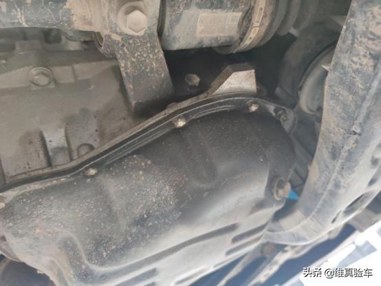 10W买辆14年的凯美瑞值不值？检测师：就怕半路散架了