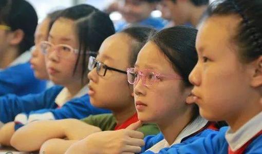 叛逆期的孩子怎样引导都没用,孩子叛逆该怎么和老师沟通