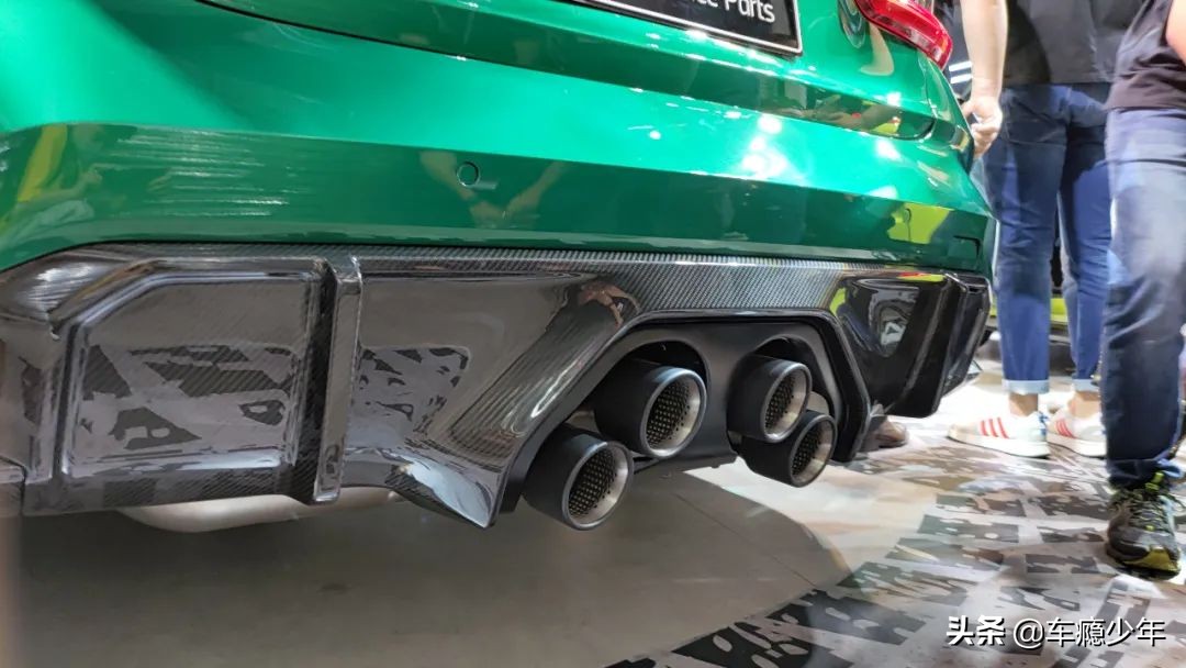 最新款宝马4驱m3,中置四出排气宝马