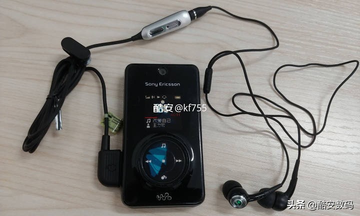 索尼爱立信walkman翻盖,walkman索尼手机