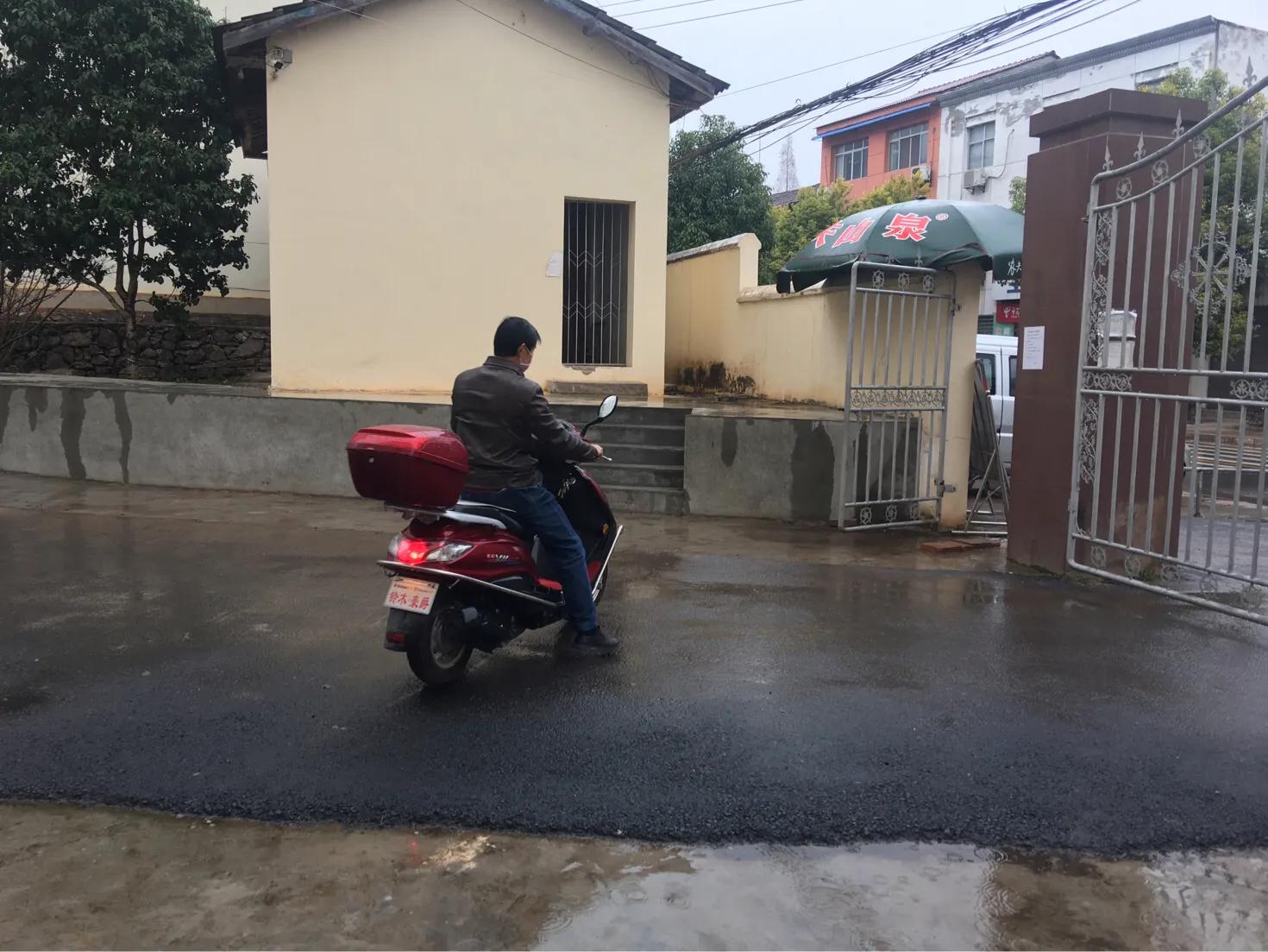 为难代购员于心何忍