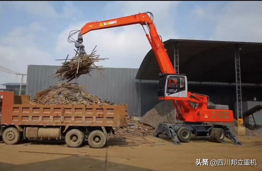 邦立抓料机行走的问题,邦立抓钢机型号