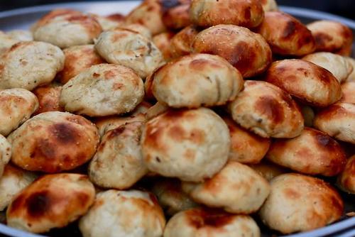 疆味地道的烤包子,好朋友们尝一尝新疆的正宗烤包子