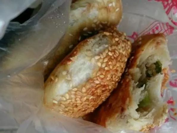 正宗黄桥烧饼视频,最正宗的黄桥烧饼哪有卖