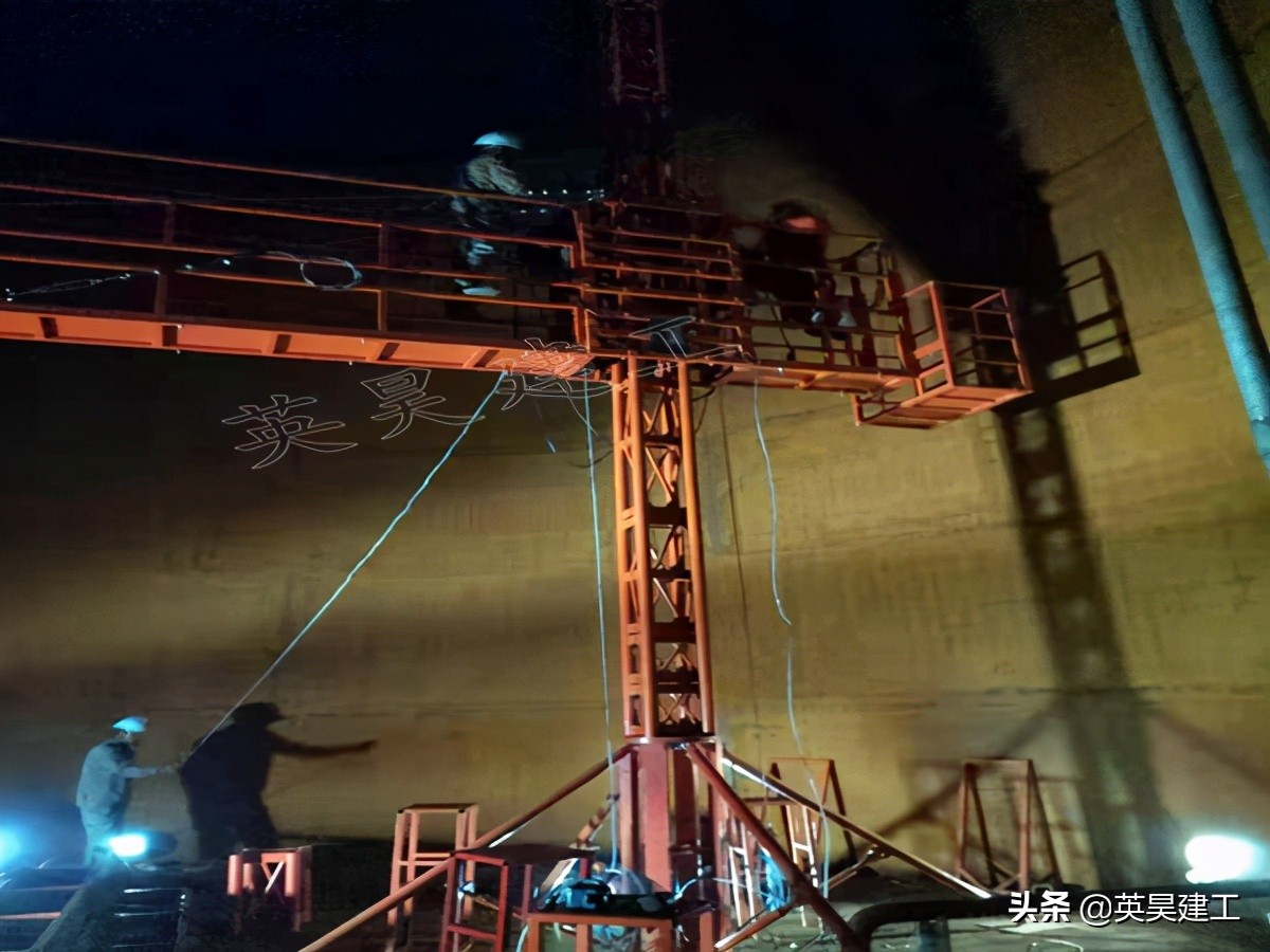 油罐浮盘工作原理,油罐内壁旋转升降平台