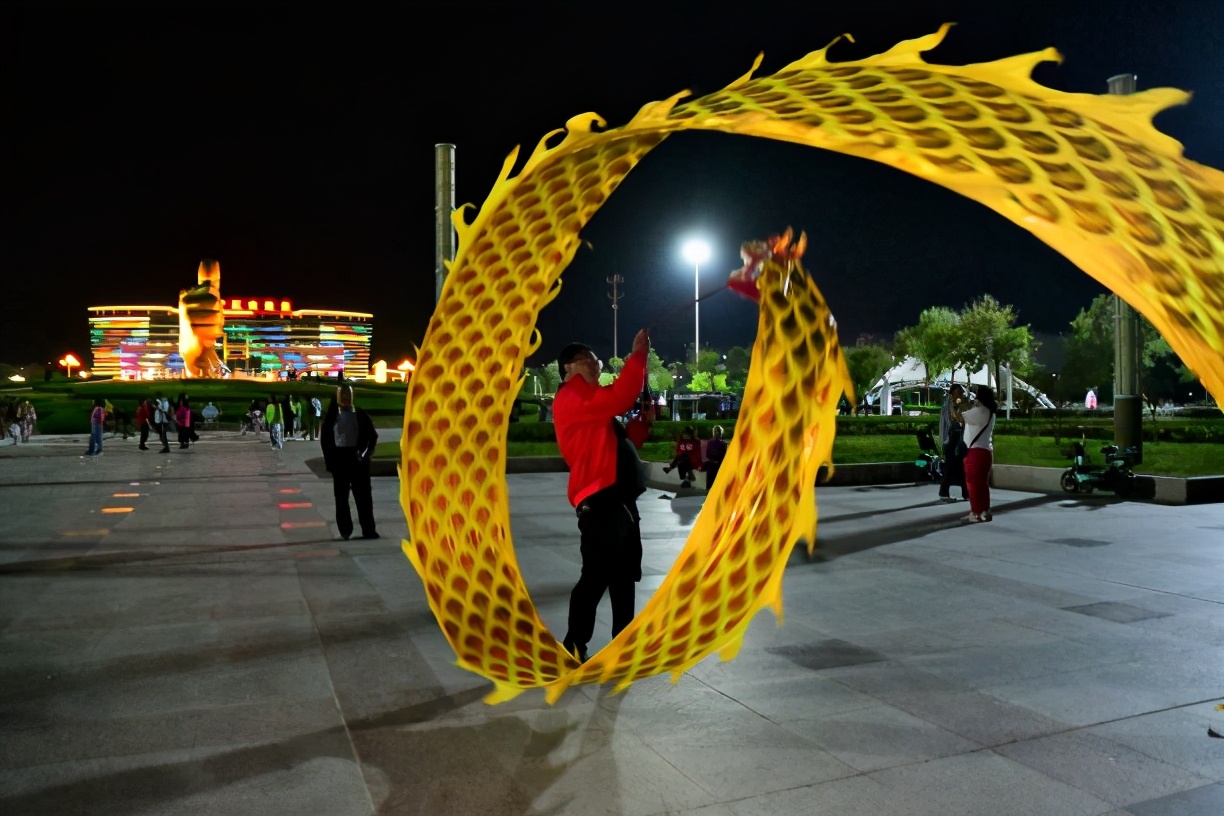 威海银滩风景视频,探访威海乳山的美丽风光